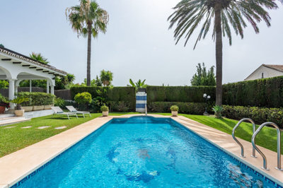 r5447320-destination-marbella-image-4