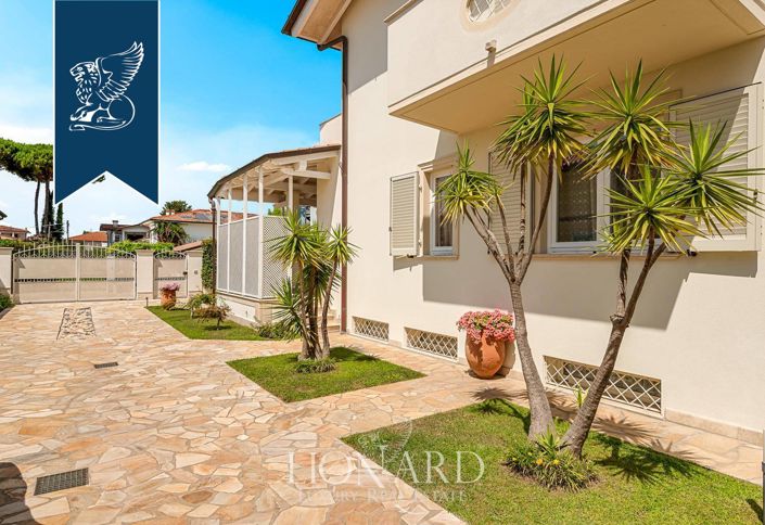 Image No.2-4 Bed Villa for sale