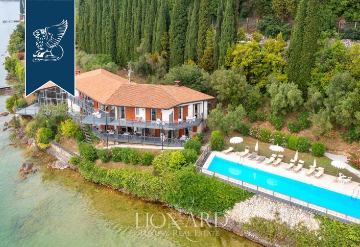 Image No.4-7 Bed Villa for sale