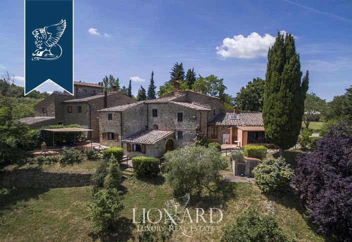 Image No.8-Maison de campagne de 7 chambres à vendre à Greve in Chianti