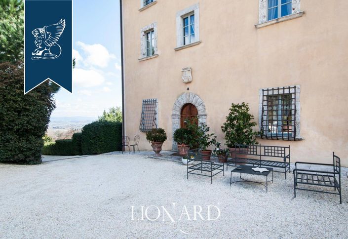 Image No.6-15 Bed Hotel for sale