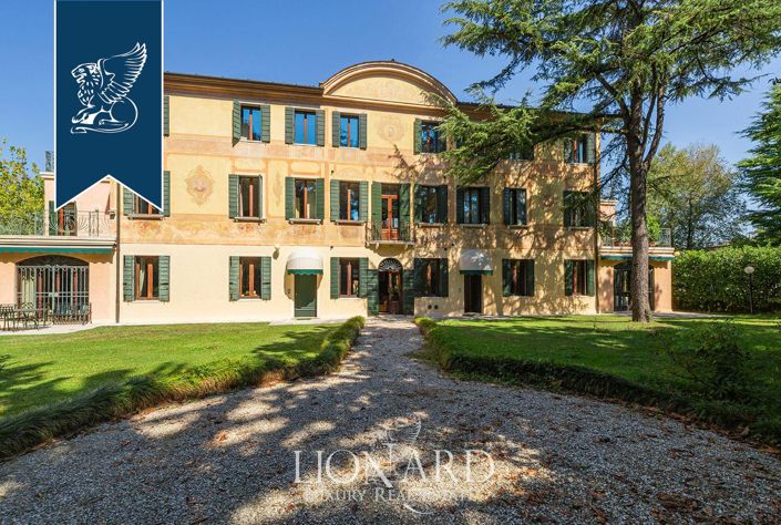 Image No.16-Villa de 8 chambres à vendre à Treviso