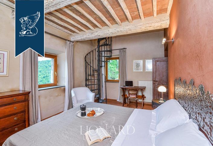 Image No.43-18 Bed Country House for sale