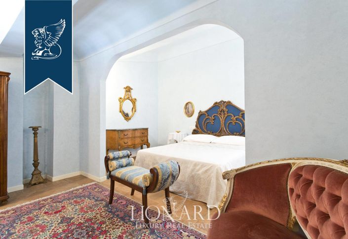 Image No.28-2 Bed Property for sale