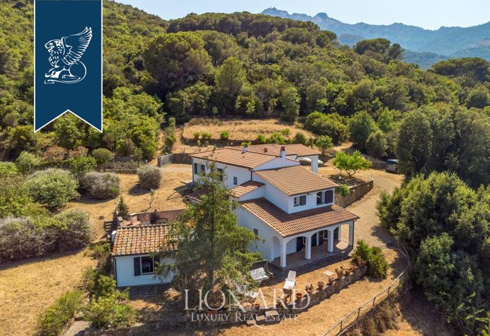 Image No.3-5 Bed Villa for sale