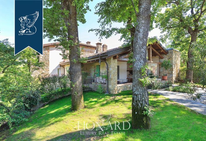 Image No.9-5 Bed Villa for sale