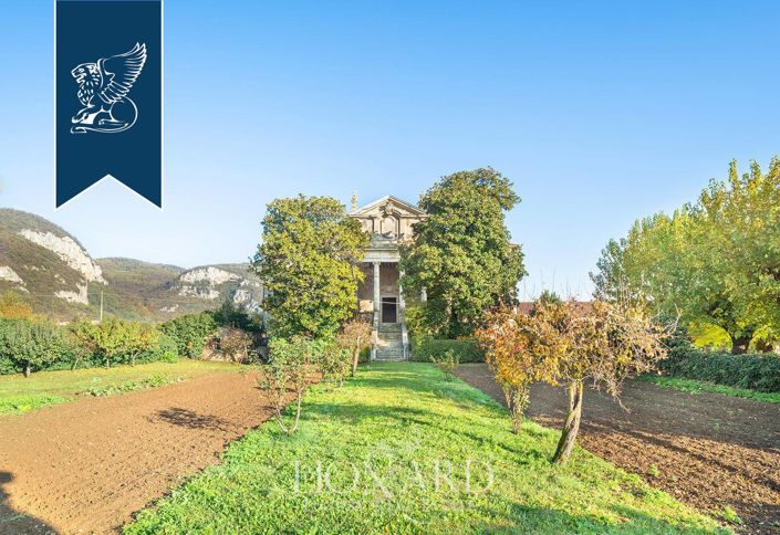 Image No.7-Villa for sale