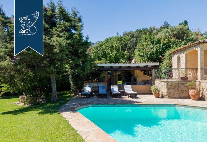 Image No.12-4 Bed Villa for sale