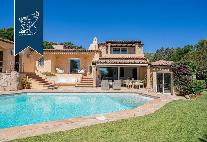 Image No.8-4 Bed Villa for sale