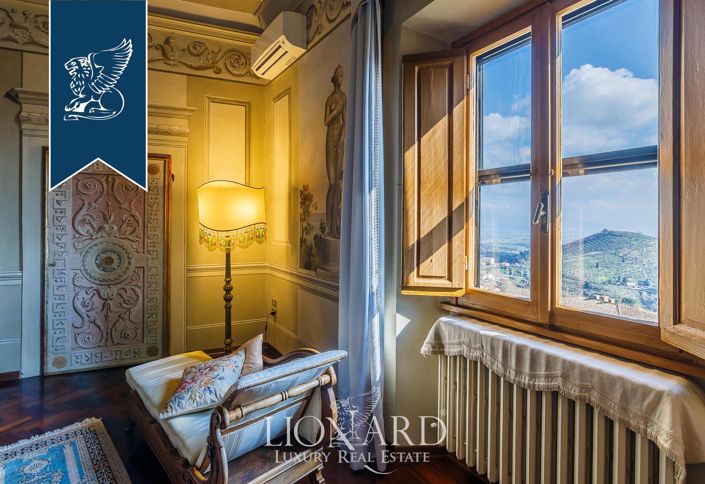 Image No.45-Appartement de 8 chambres à vendre à Prato