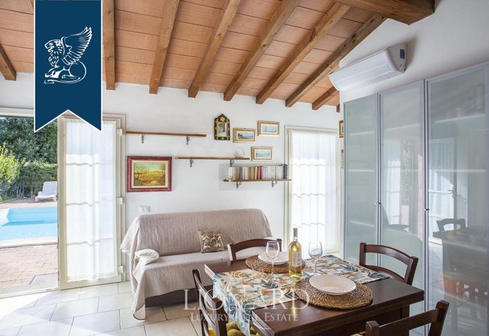 Image No.23-Casa rural con 9 dormitorios en venta