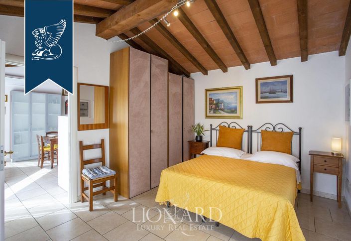 Image No.25-Casa rural con 9 dormitorios en venta