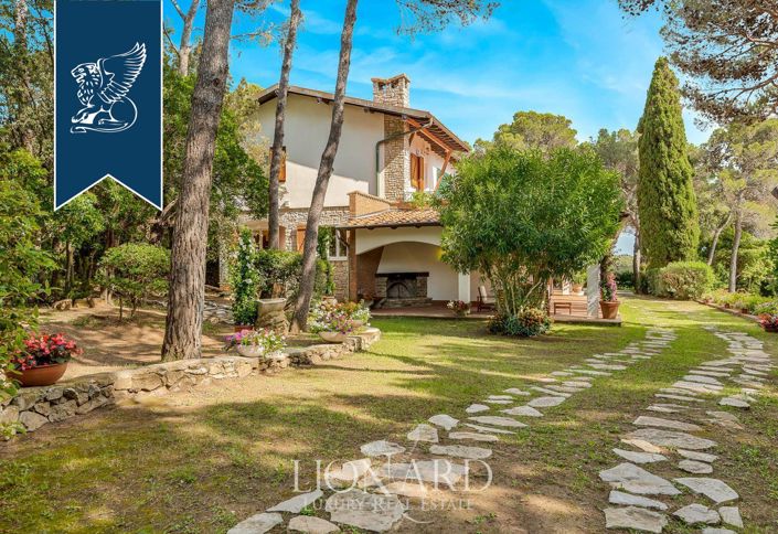 Image No.9-5 Bed Villa for sale