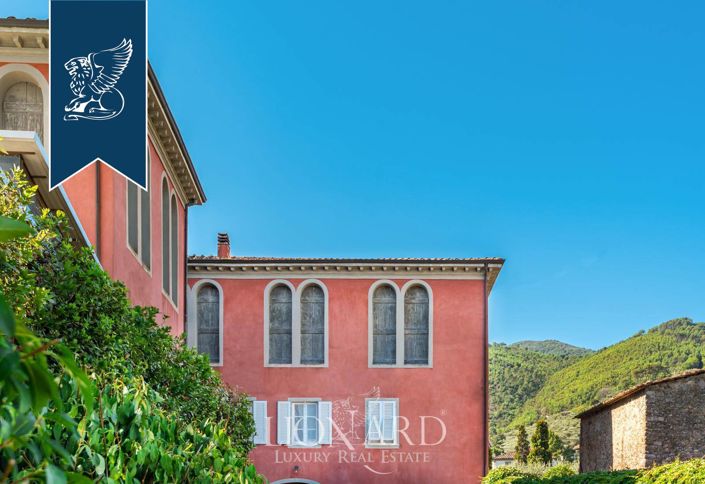 Image No.6-5 Bed Villa for sale
