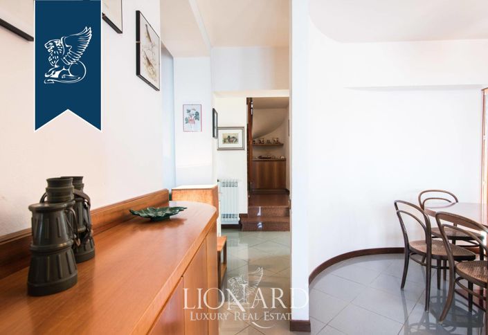Image No.43-5 Bed Villa for sale