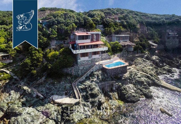 Image No.5-5 Bed Villa for sale