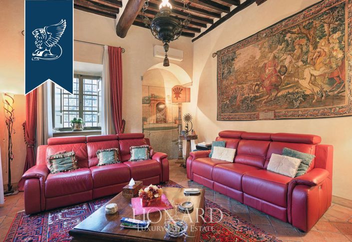 Image No.11-8 Bed Villa for sale