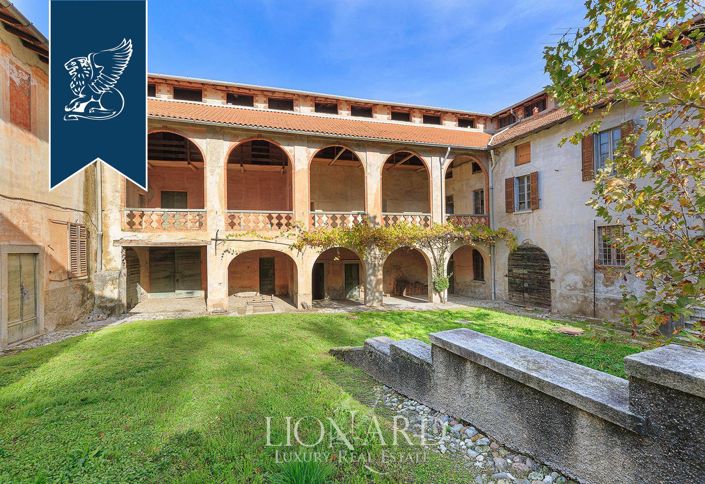 Image No.11-Propriété de 10 chambres à vendre à Varese