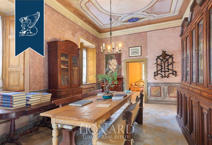 Image No.15-Propriété de 10 chambres à vendre à Varese