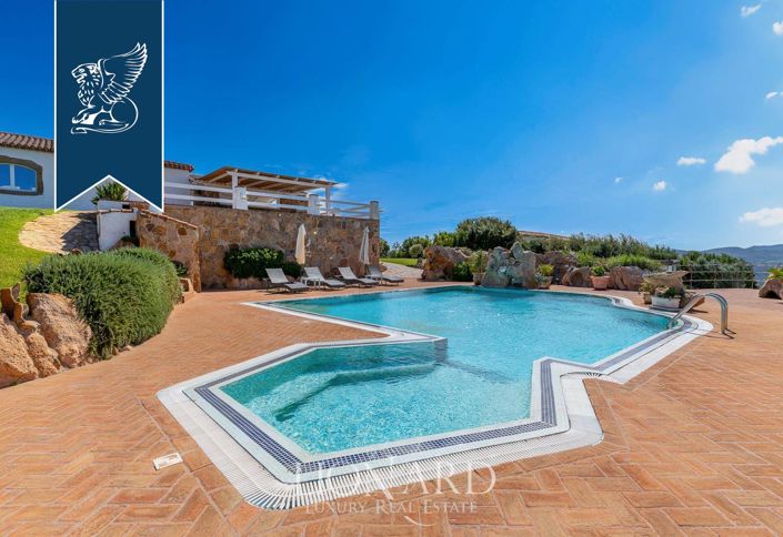 Image No.14-5 Bed Villa for sale
