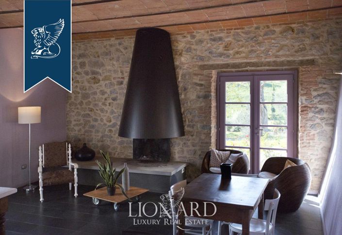 Image No.29-9 Bed Farmhouse for sale