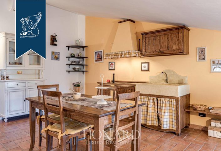 Image No.26-5 Bed Farmhouse for sale