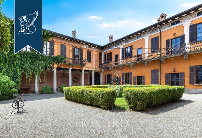 Image No.2-Villa de 10 chambres à vendre à Varese
