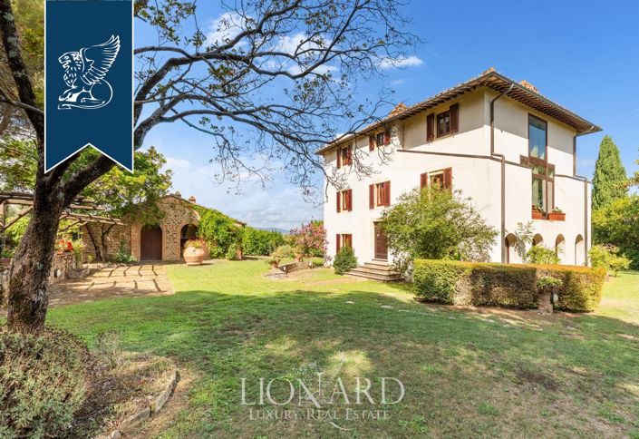 Image No.6-36 Bed Villa for sale