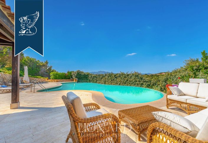 Image No.15-6 Bed Villa for sale