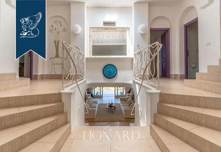 Image No.40-6 Bed Villa for sale