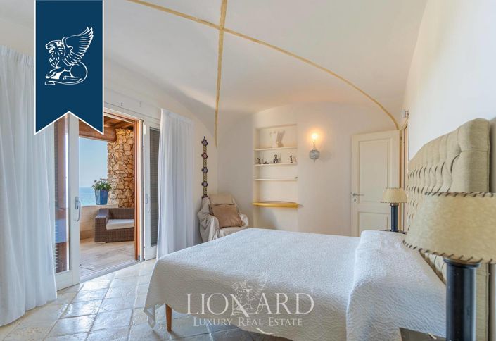 Image No.44-6 Bed Villa for sale