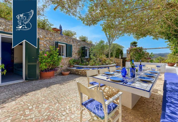 Image No.7-2 Bed Villa for sale