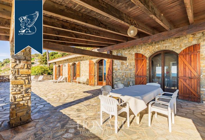 Image No.23-4 Bed Villa for sale