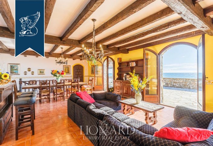 Image No.42-4 Bed Villa for sale