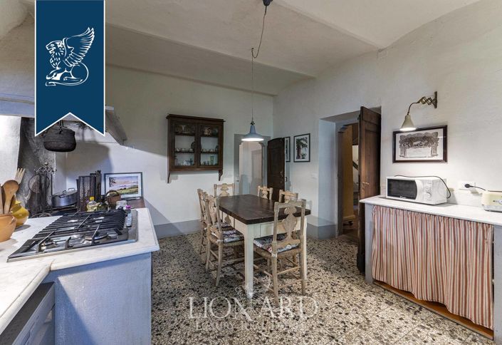Image No.18-7 Bed Villa for sale