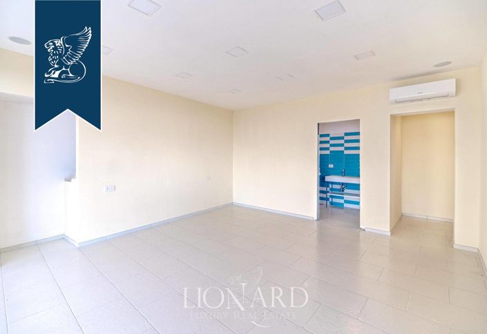 Image No.19-4 Bed Villa for sale