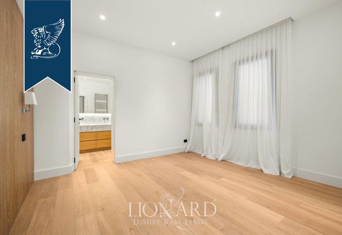 Image No.10-3 Bed Apartment for sale