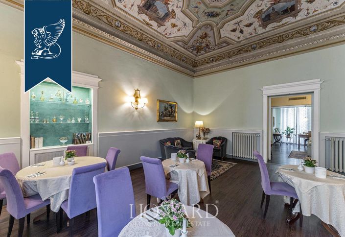 Image No.4-7 Bed Hotel for sale