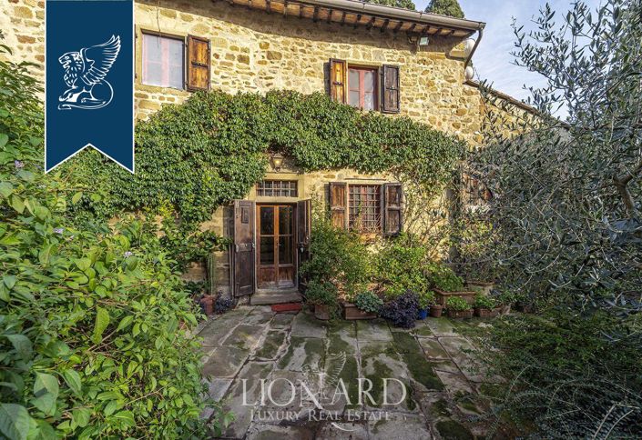 Image No.7-9 Bed Villa for sale