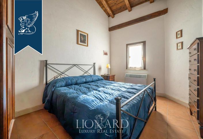 Image No.19-15 Bed Villa for sale