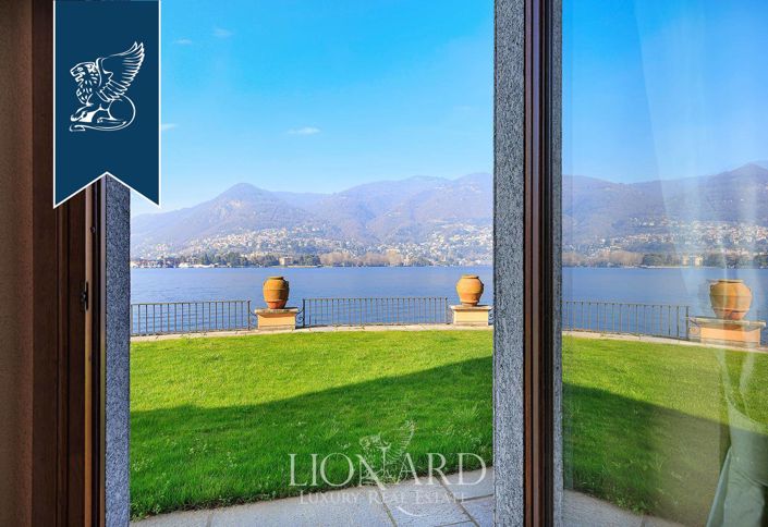 Image No.6-9 Bed Villa for sale