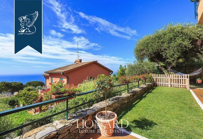 Image No.2-2 Bed Villa for sale