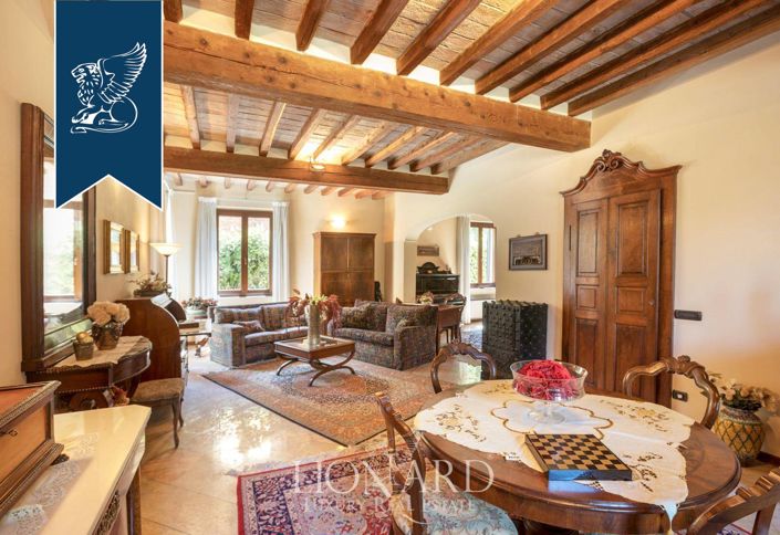 Image No.12-6 Bed Villa for sale