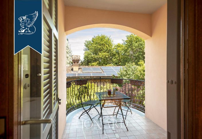 Image No.19-6 Bed Villa for sale