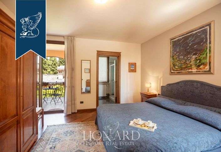 Image No.20-6 Bed Villa for sale