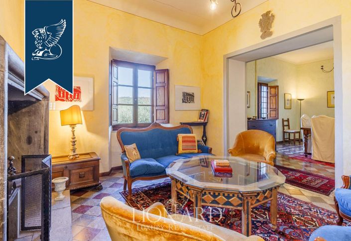 Image No.19-22 Bed Villa for sale