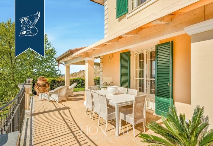 Image No.2-4 Bed Villa for sale