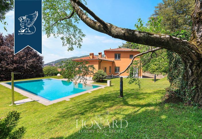 Image No.2-7 Bed Villa for sale