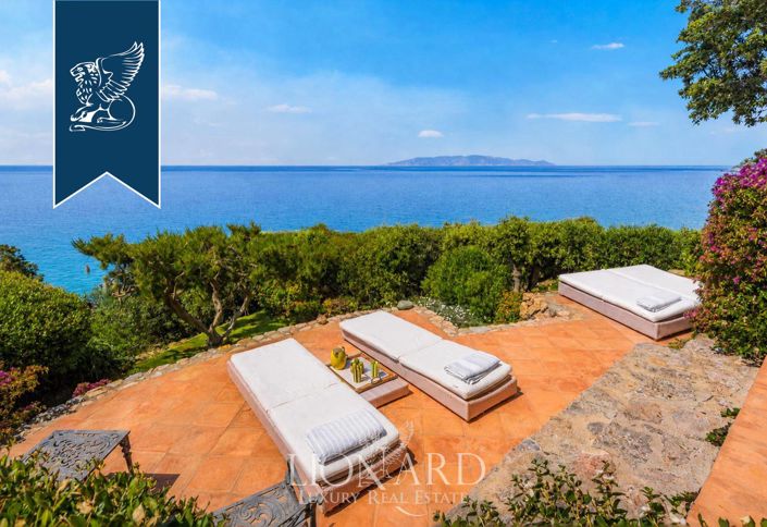 Image No.12-7 Bed Villa for sale