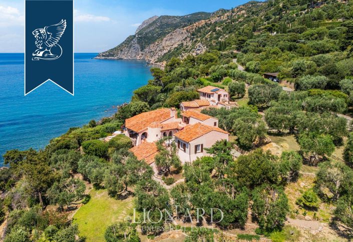 Image No.2-7 Bed Villa for sale